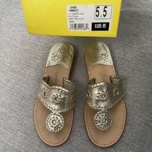 Jack Rogers-Hampton (color: Platinum) size: 5.5